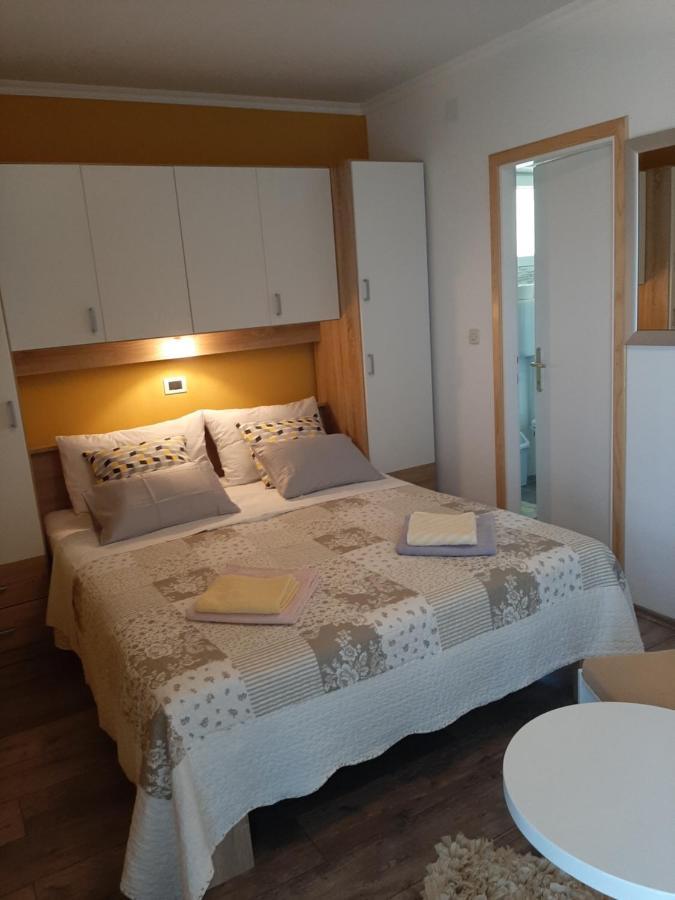 Rooms Neda Rab Town Exteriér fotografie