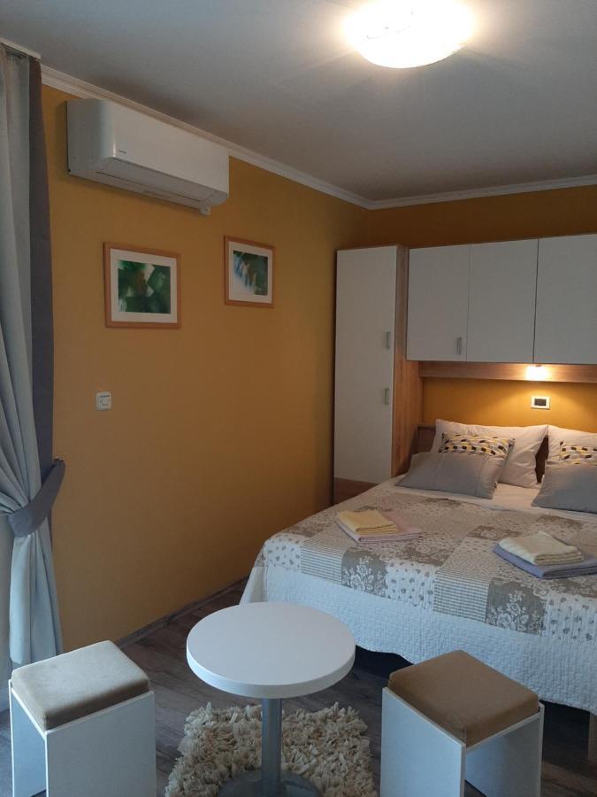Rooms Neda Rab Town Exteriér fotografie
